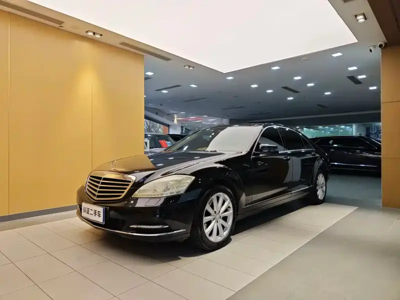 Mercedes-Benz S-Class, 2011
