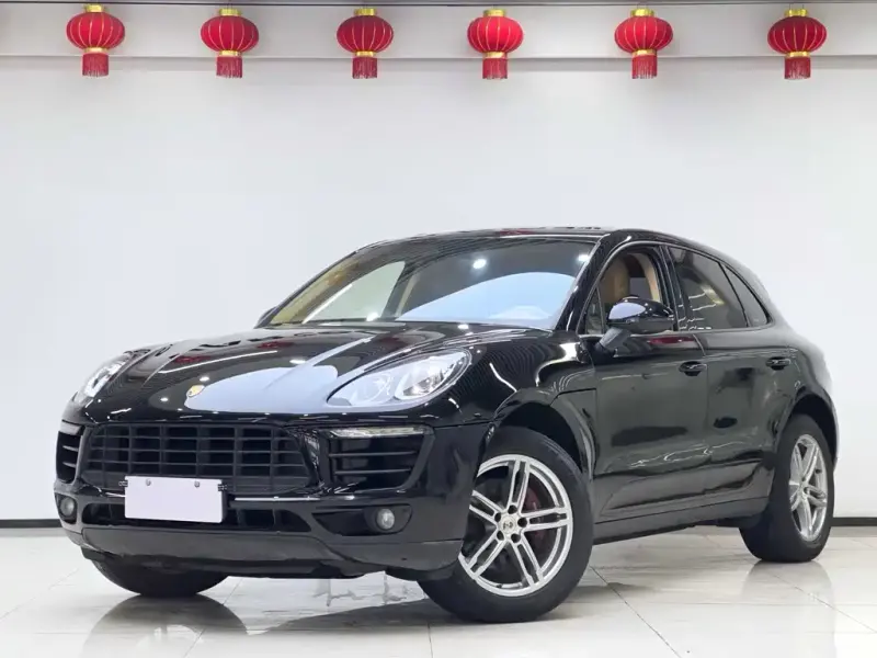 Porsche Macan, 2015