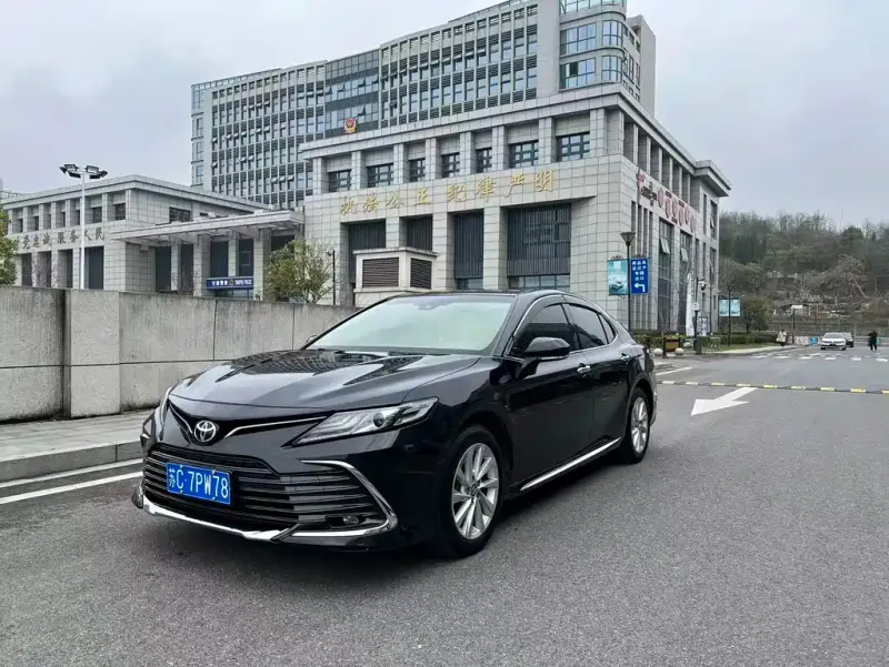 Toyota Camry, 2023