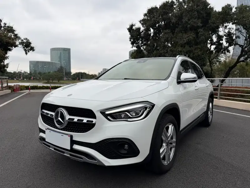 Mercedes-Benz GLA, 2022