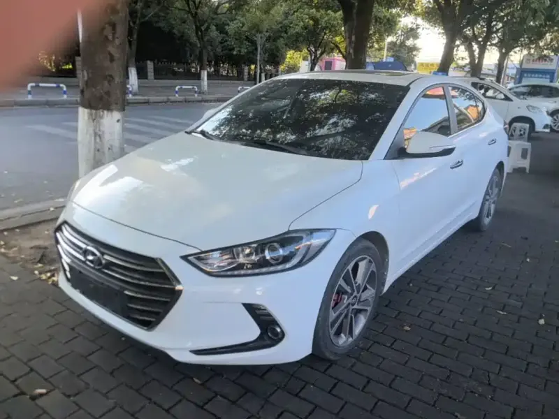 Hyundai Elantra, 2017