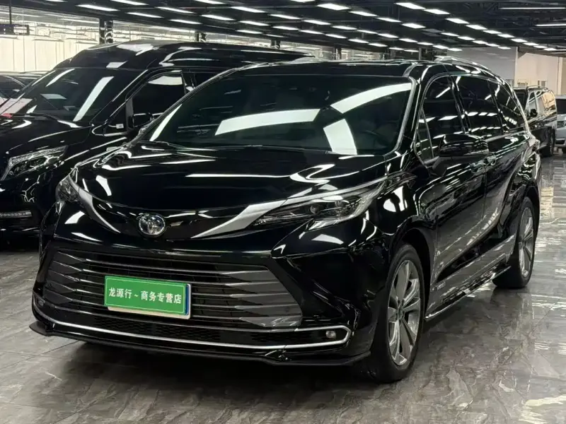 Toyota Sienna, 2023