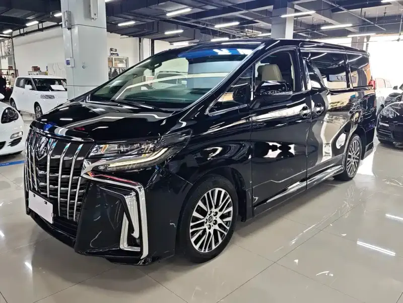 Toyota Alphard, 2017