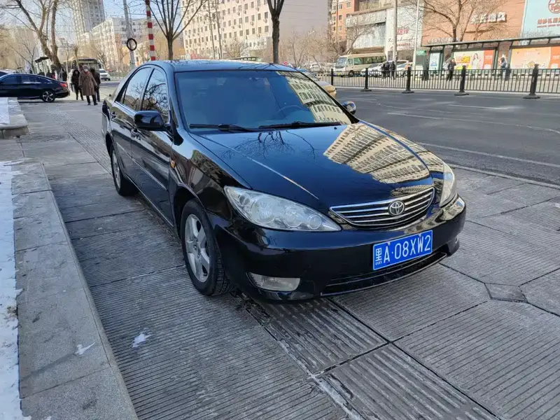 Toyota Camry, 2005