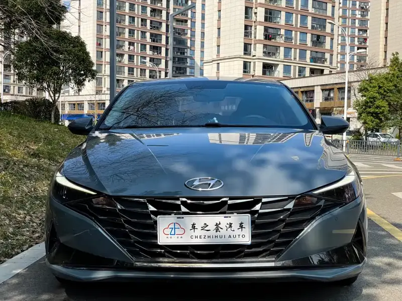 Hyundai Elantra, 2021