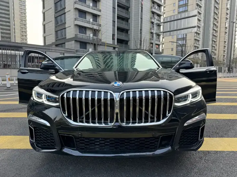 BMW 7 Series, 2012