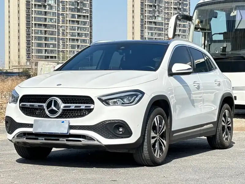 Mercedes-Benz GLA, 2023