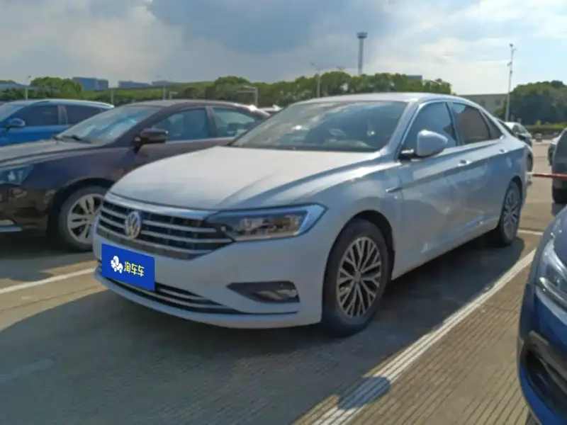 Volkswagen Sagitar, 2020