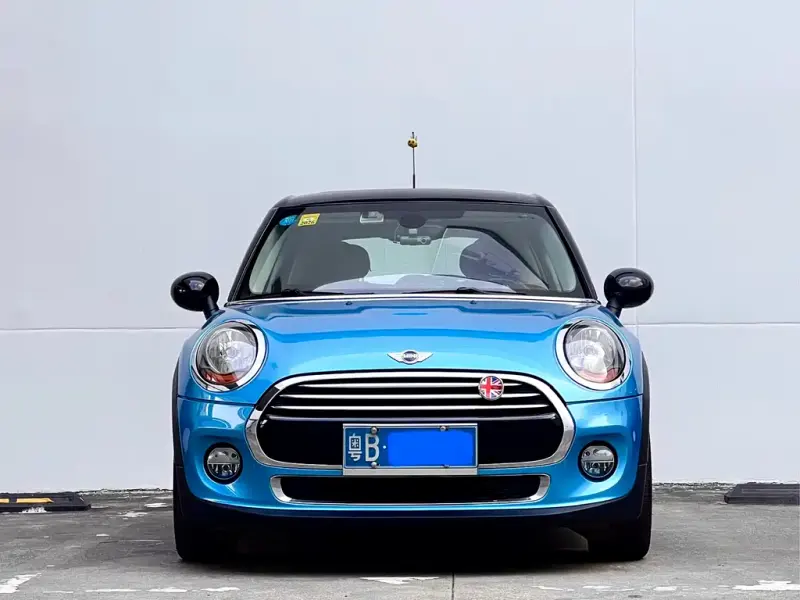 MINI Mini, 2015