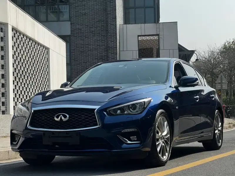 Infiniti Q50L, 2019