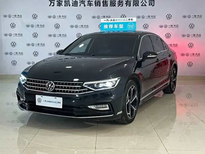 Volkswagen Magotan, 2023
