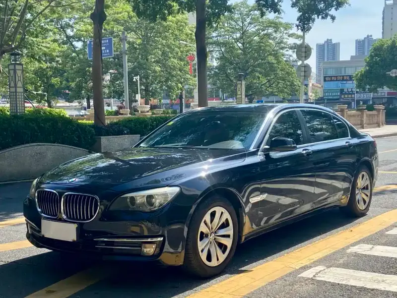 BMW 7 Series, 2013
