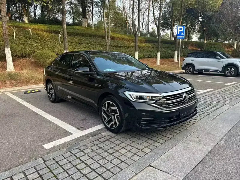 Volkswagen Sagitar, 2023