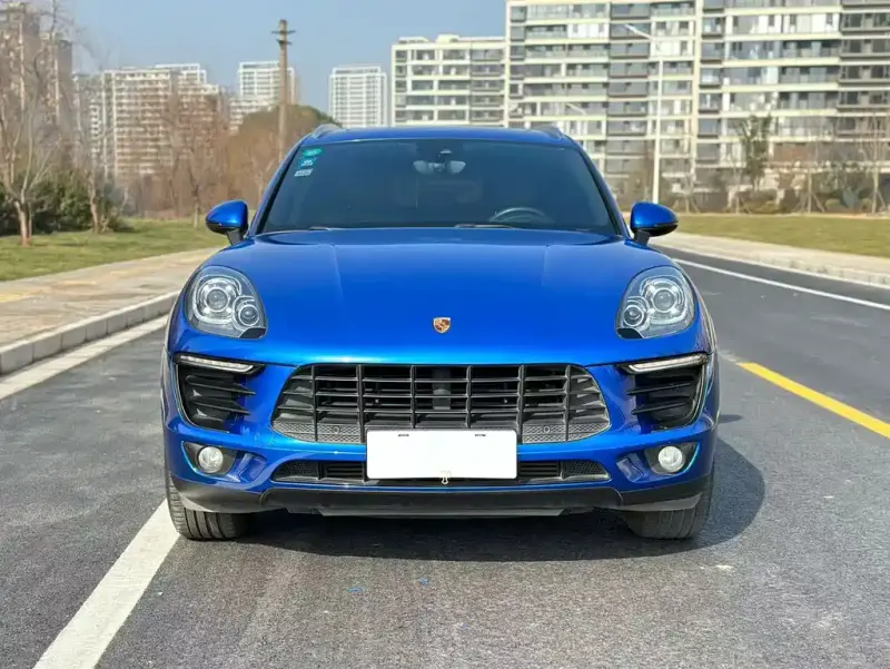 Porsche Macan, 2016
