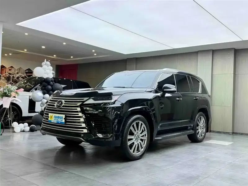 Lexus LX, 2024