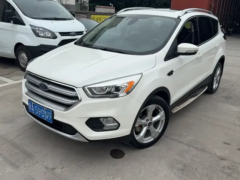 Ford Kuga, 2018