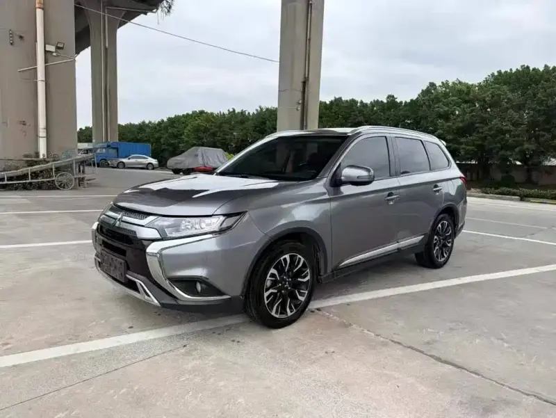 Mitsubishi Outlander, 2019
