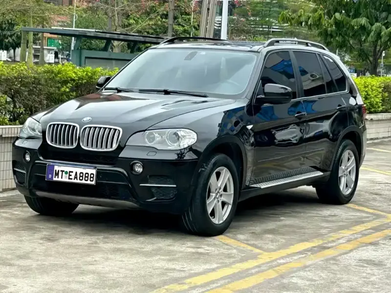 BMW X5 (Import), 2012