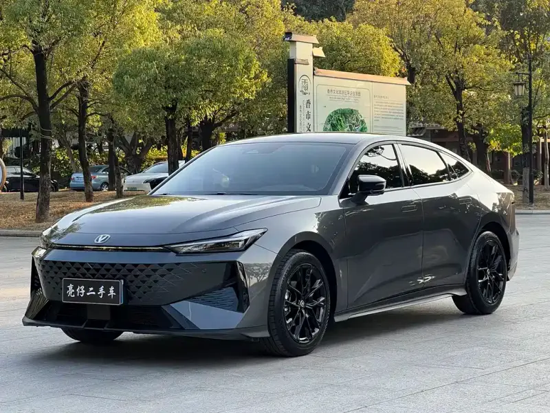 Changan UNI-V, 2025