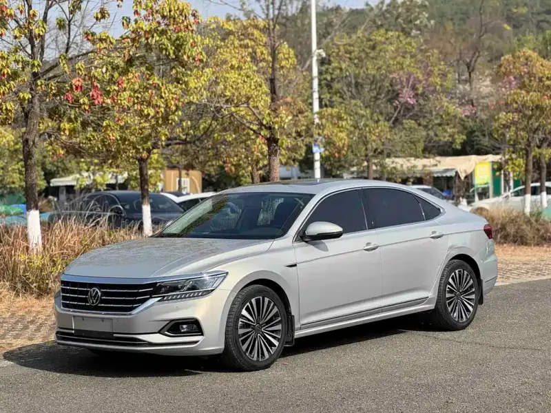 Volkswagen Passat, 2021