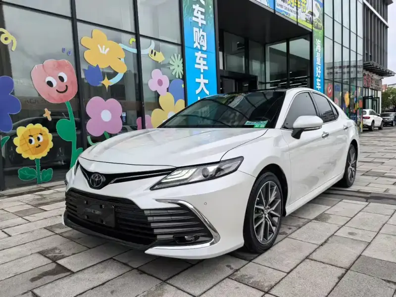 Toyota Camry, 2022