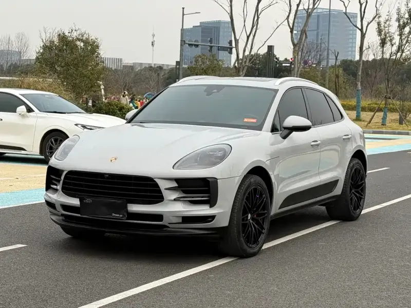 Porsche Macan, 2018
