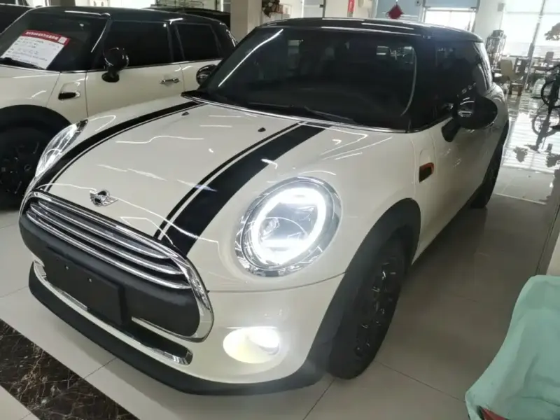 MINI Mini, 2015