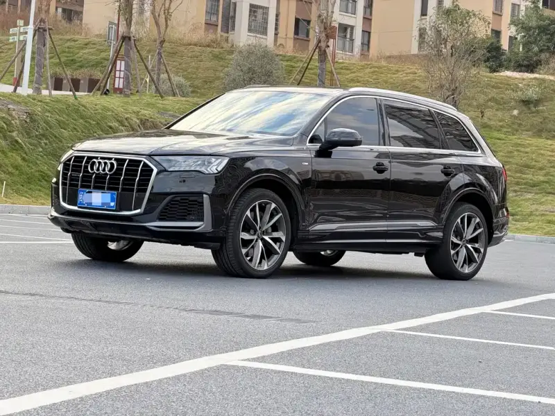 Audi Q7, 2023