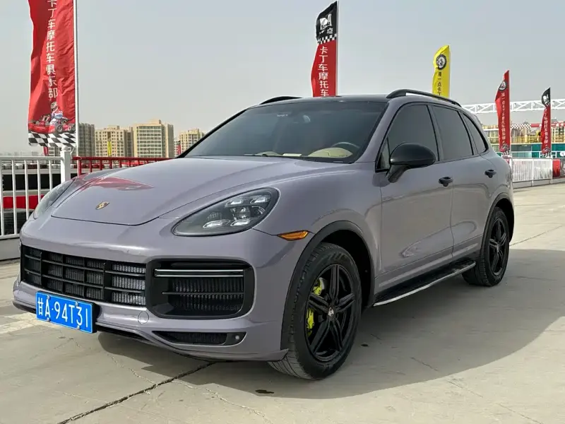 Porsche Cayenne, 2013