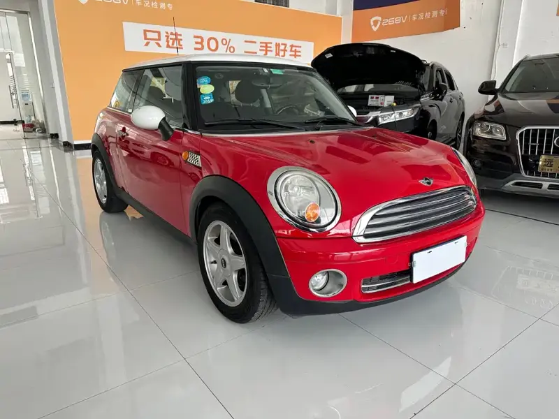 MINI Mini, 2010