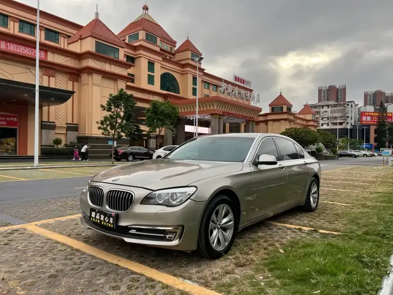 BMW 7 Series, 2012