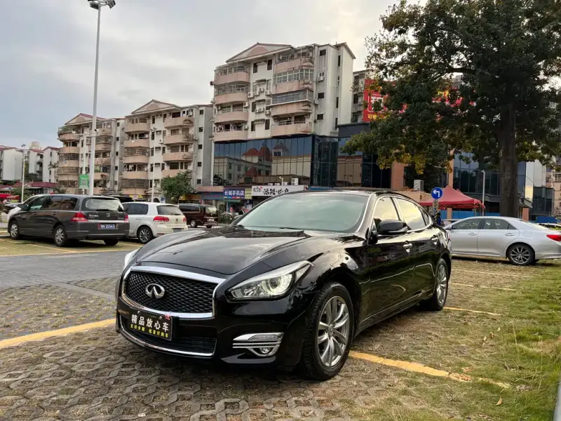 Infiniti Q70, 2018