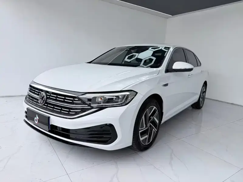 Volkswagen Sagitar, 2023