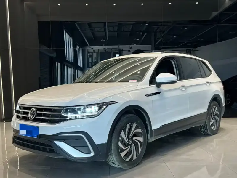 Volkswagen Tiguan L, 2022