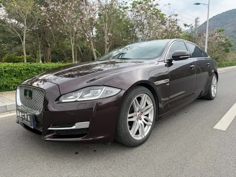 Jaguar XJ, 2018