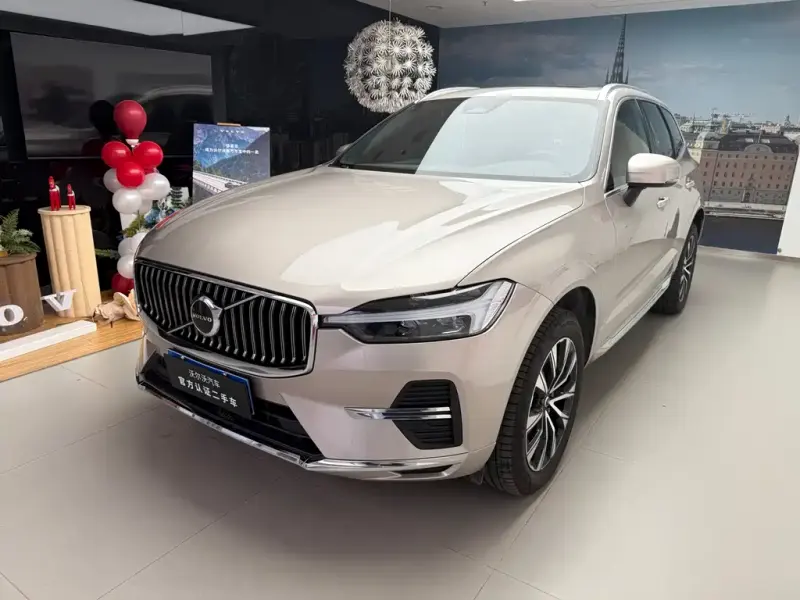 Volvo XC60, 2025
