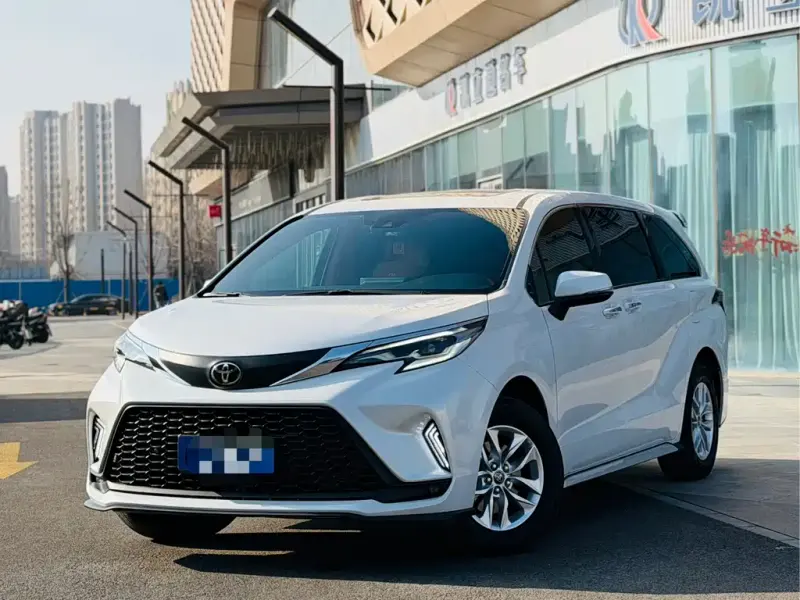 Toyota Granvia, 2024