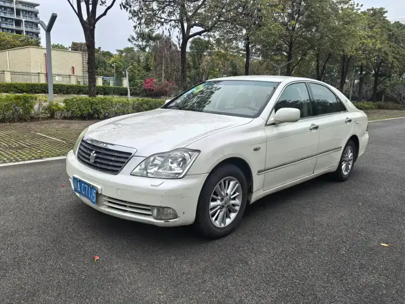 Toyota Crown, 2007