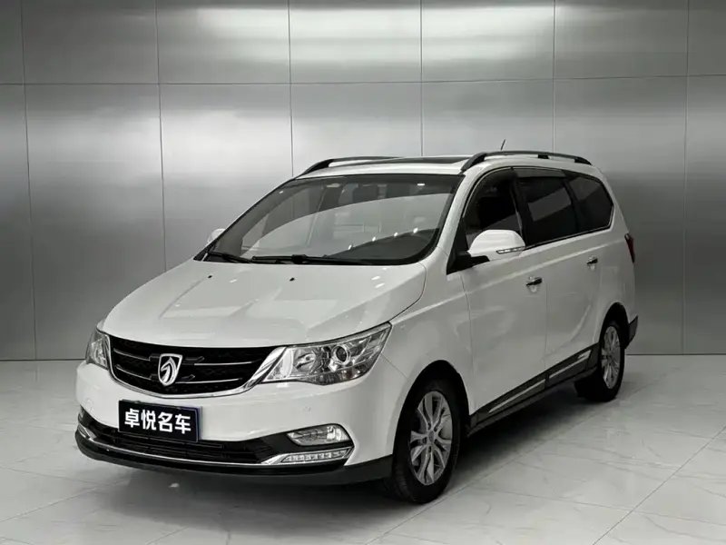 Baojun 730, 2017