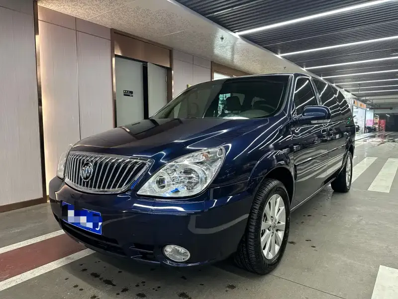 Buick GL8, 2012