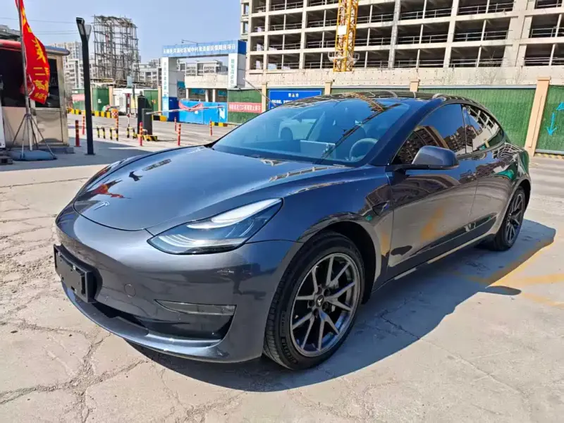 Tesla Model 3, 2020