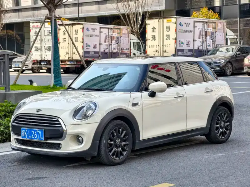 MINI Mini, 2021