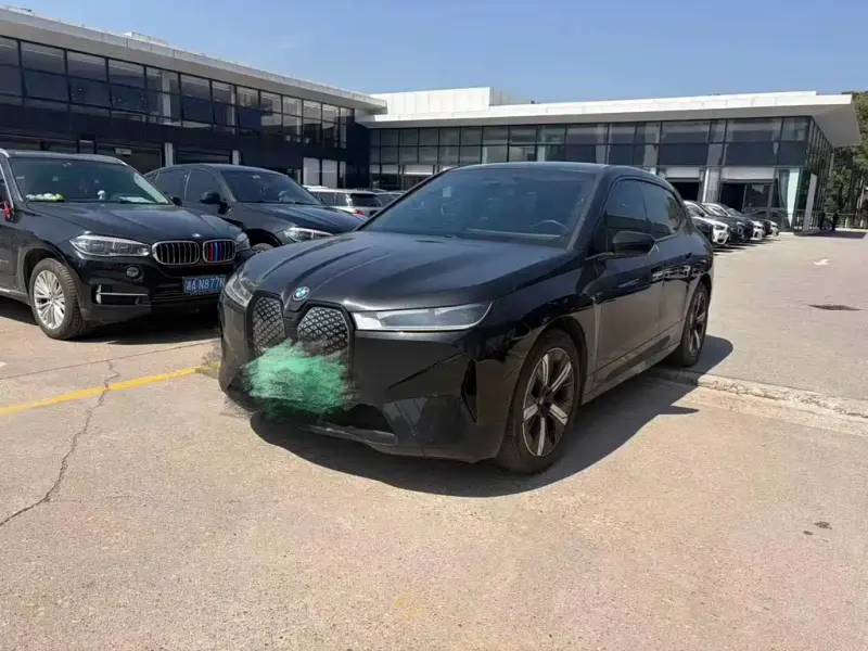 BMW iX, 2023