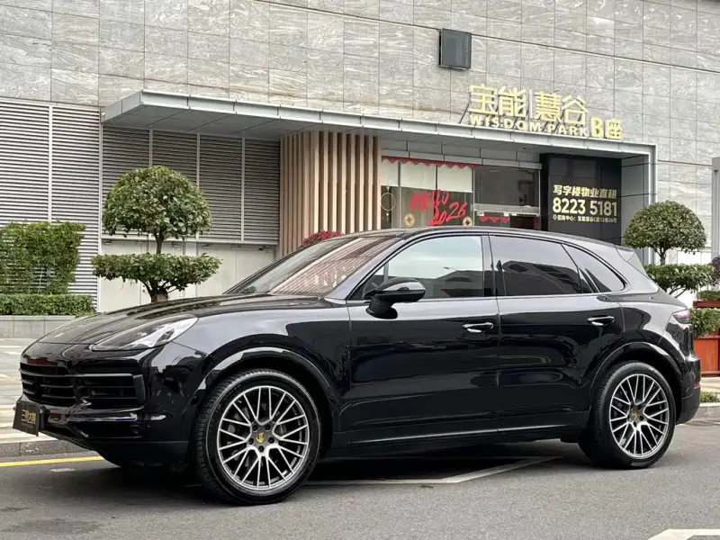 Porsche Cayenne, 2021