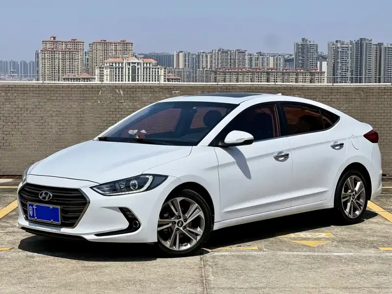 Hyundai Elantra, 2019