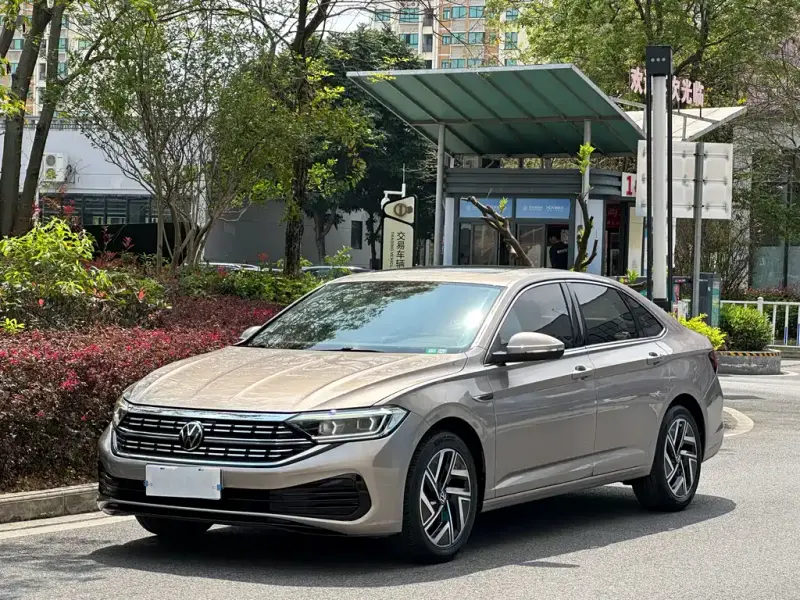 Volkswagen Sagitar, 2022