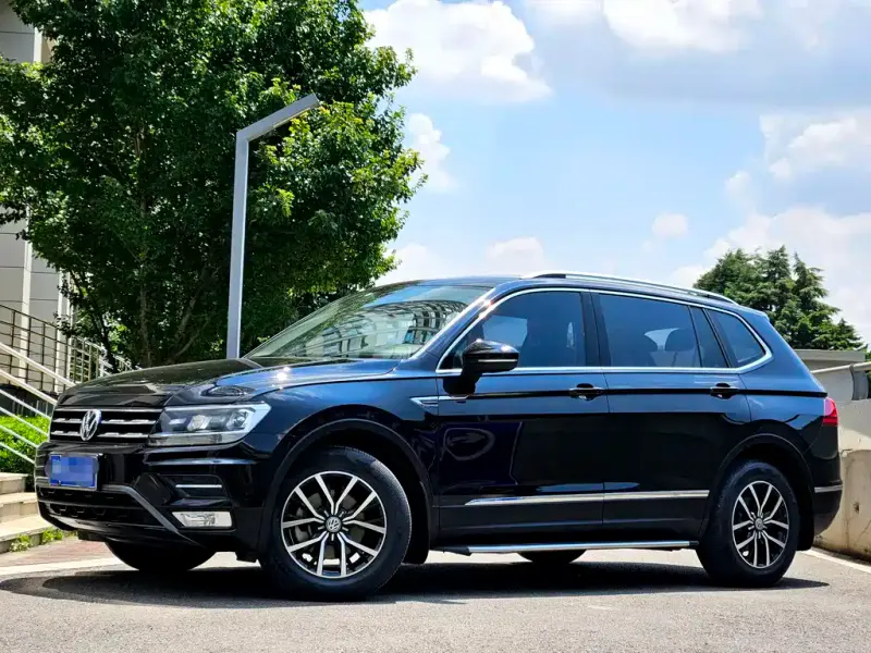 Volkswagen Tiguan L, 2018