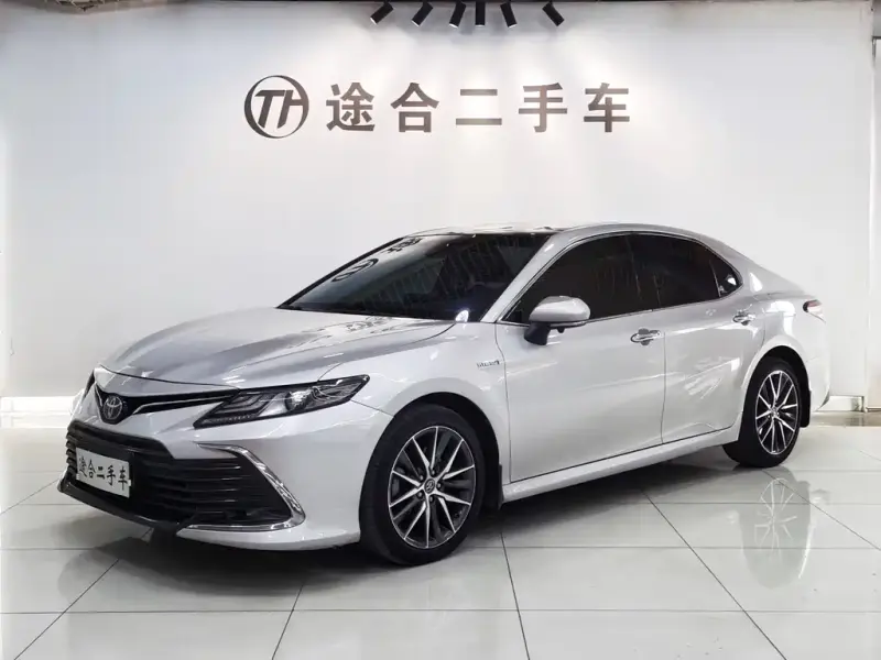 Toyota Camry, 2022