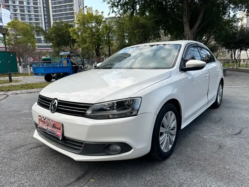 Volkswagen Sagitar, 2014