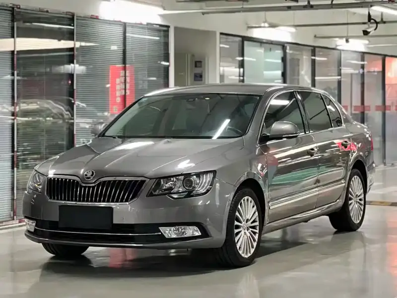 Skoda Superb, 2015